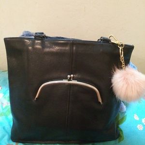 Rare and classic slim kisslock shoulder bag 80's